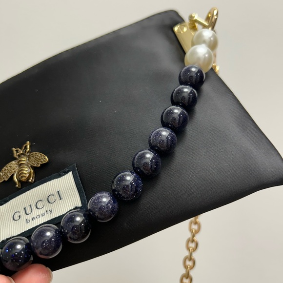 Mini Gucci perfume pouch with chain - Picture 4 of 13